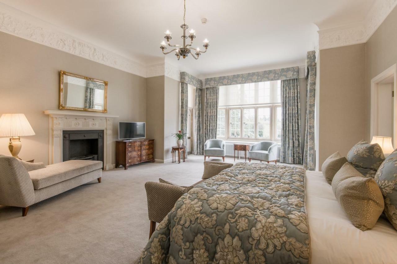 Tylney Hall Hook (Hampshire)